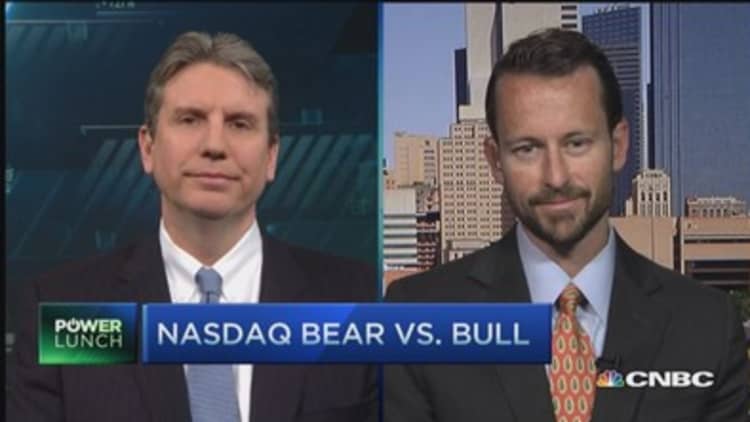 Nasdaq bull vs. bear