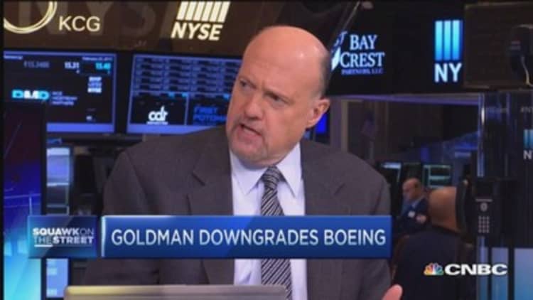 Cramer: Don't bet against Boeing CEO