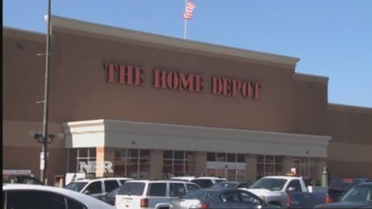 Home Depot posts strong sales 