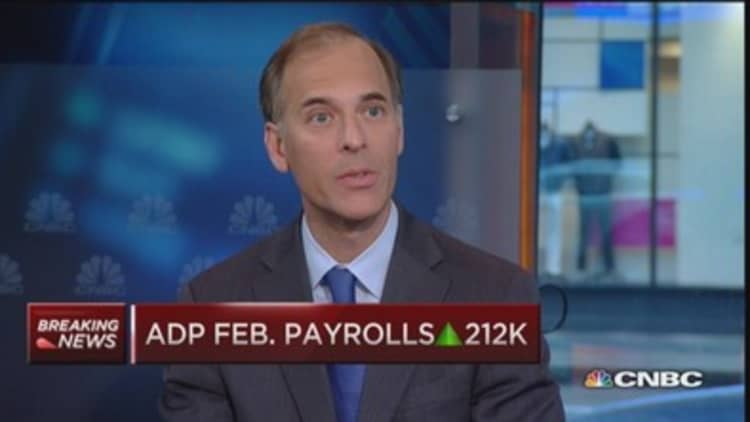 ADP February payrolls up 212K