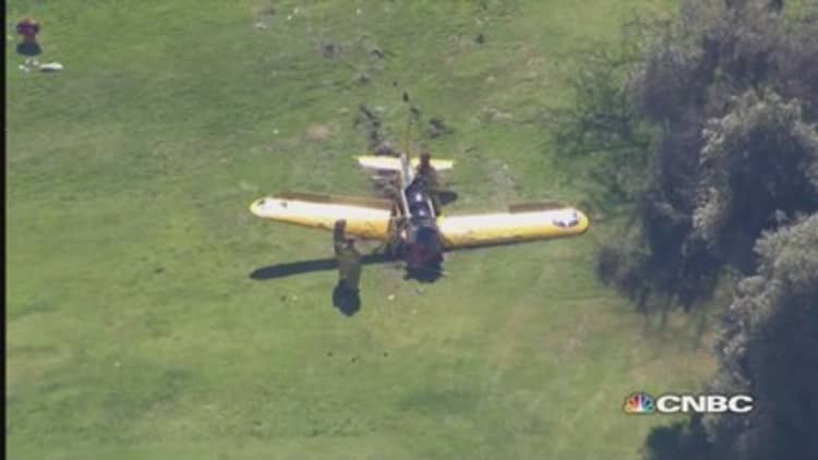 Harrison Ford's plane crashes on Cali golf course