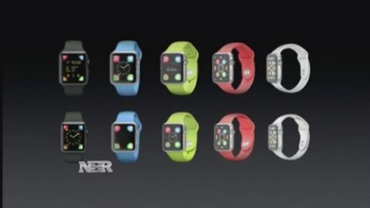 Apple Watch debuts 