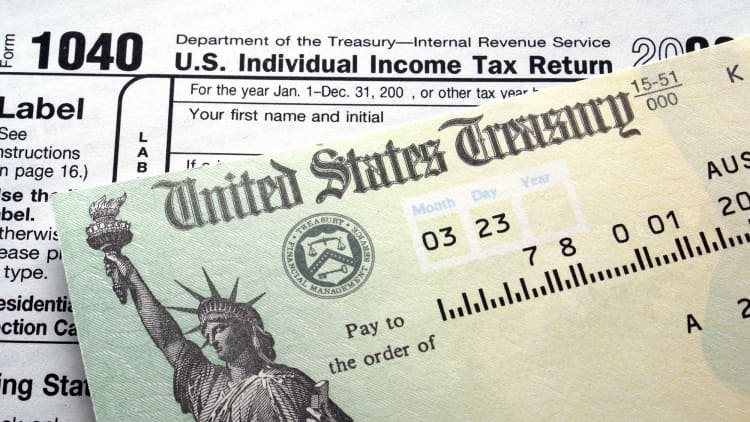 Three smart ways to spend your tax refunds