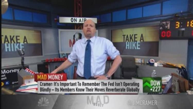 Cramer: Fed smarter than the average bear