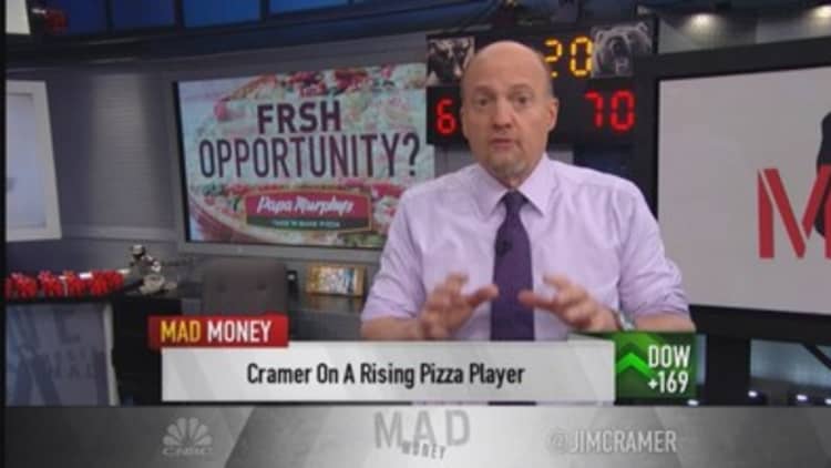 Don't chase this pizza stock: Cramer