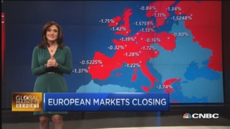 Europe closes: Germany ups growth forecast