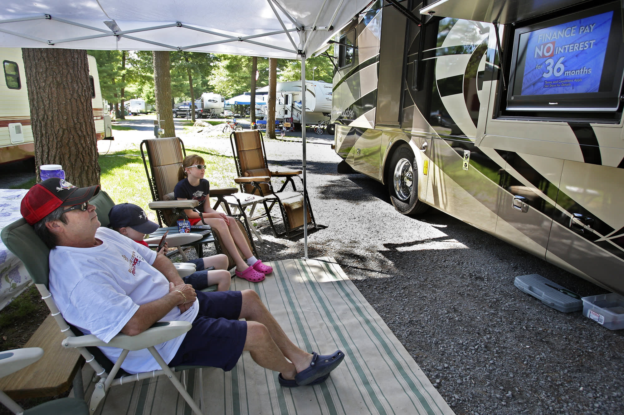 Pandemic pushes travelers to take to the road in RVs