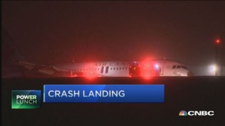 Air Canada runway crash 