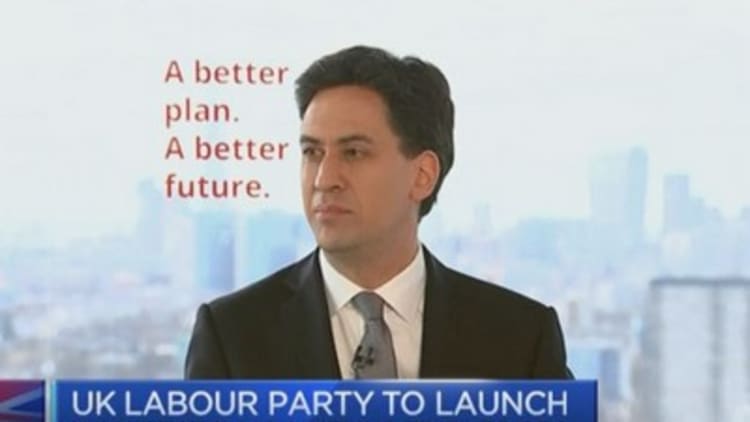 UK opposition launches election manifesto