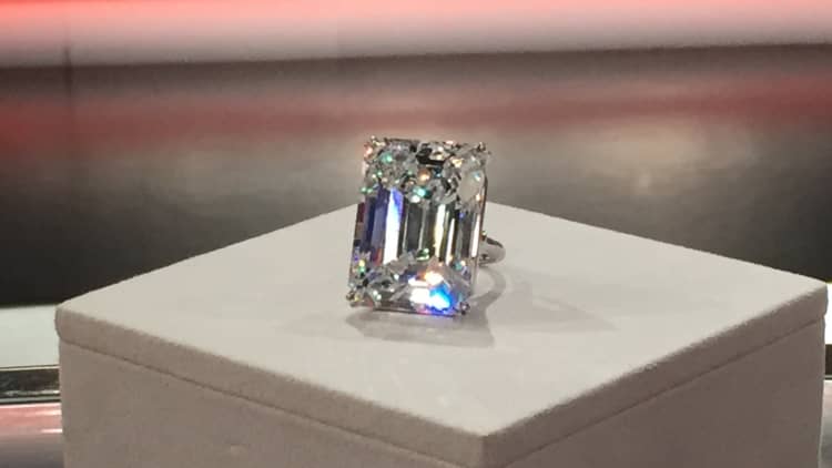 Check out this rare, 100-carat diamond