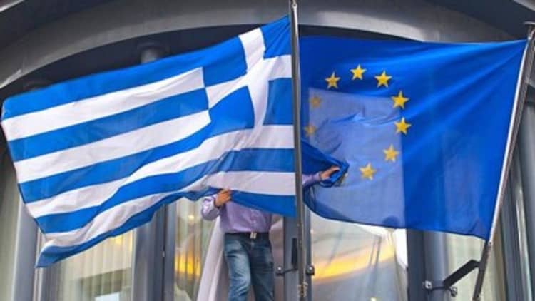 Greece in spotlight as contagion fears surface