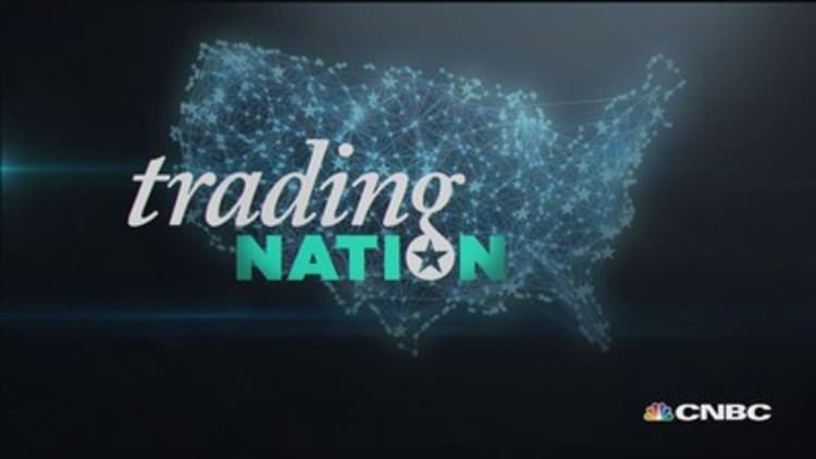Trading Nation: American consumer back in biz?
