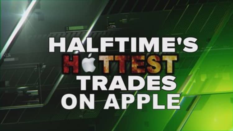 Halftime's hottest trades today: Apple