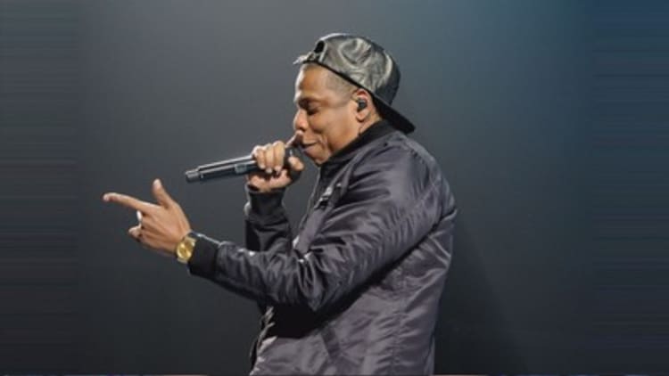 Jay Z promotes Tidal with free concert