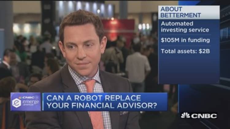 Are robo-advisors better than humans?