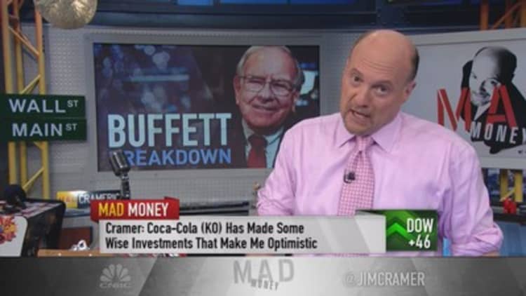 Cramer breaks down Buffett's biggest investments 