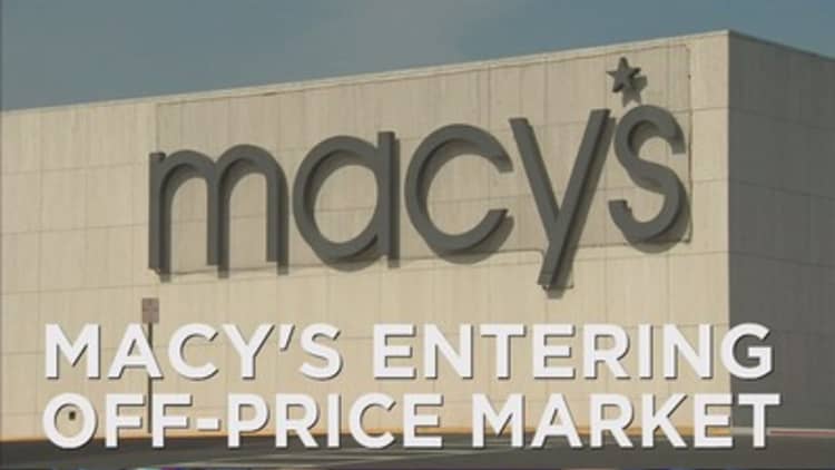 Macy's entering off-price market