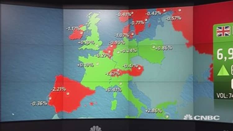 Europe shares end mostly higher as euro rallies