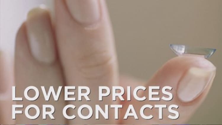 Consumers may see lower prices for contact lenses