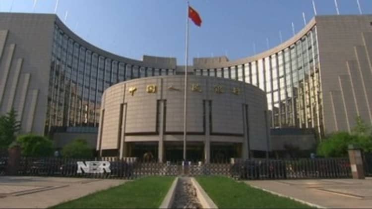 China cuts interest rates 