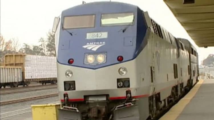 Amtrak resumes service on the Northeast corridor