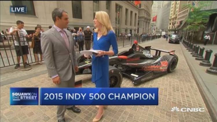 Indy 500 champion cruises to victory 