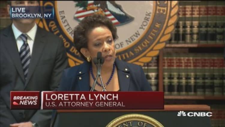 Lynch announces charges against FIFA officials 