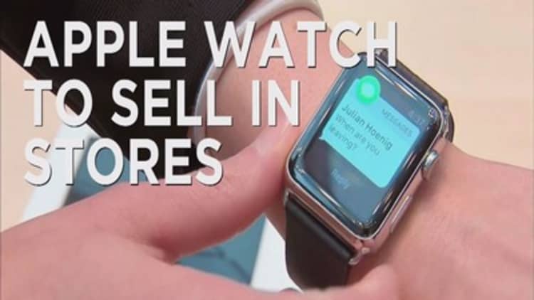 Apple Watch to launch in-store sales