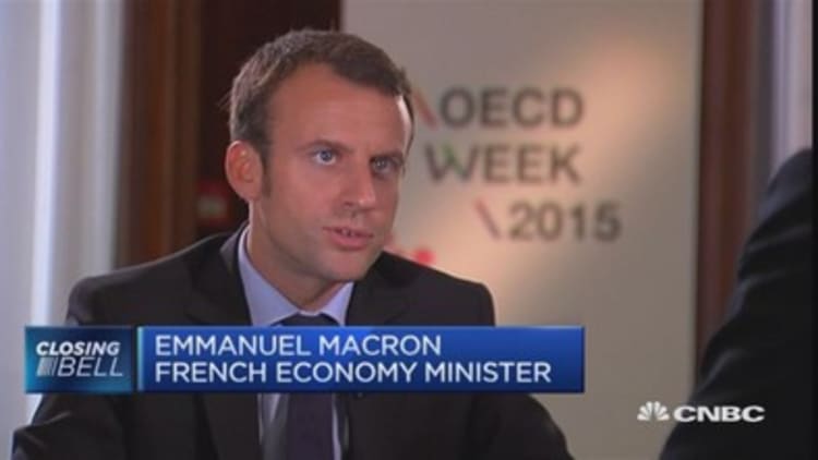 Macron: Greek default unlikely