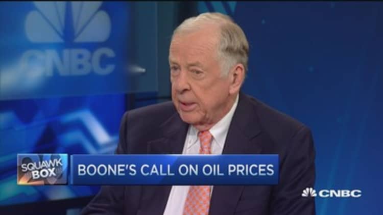 Boone Pickens: Fighting oil's decline curve