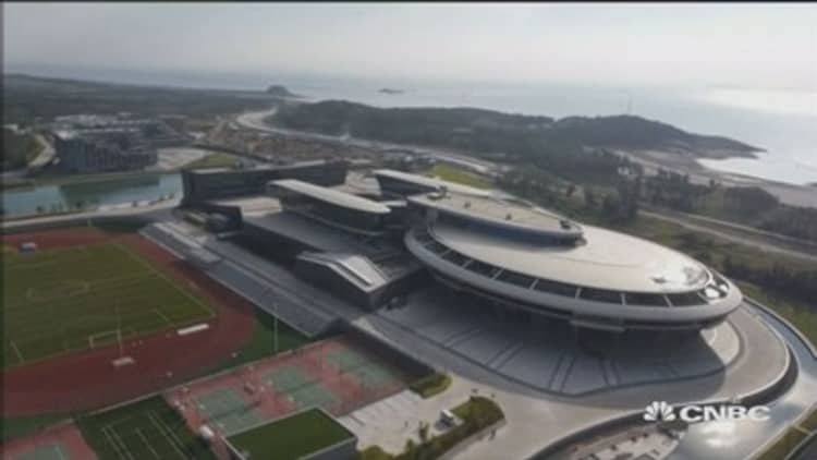This Chinese firm models HQ after Star Trek's Enterprise