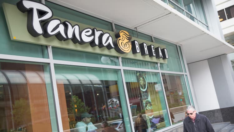 Panera Bread offers online grocery services