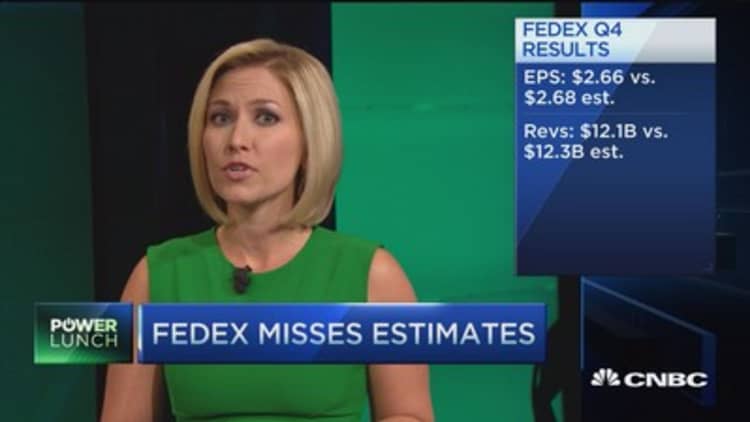 FedEx doesn't deliver earnings