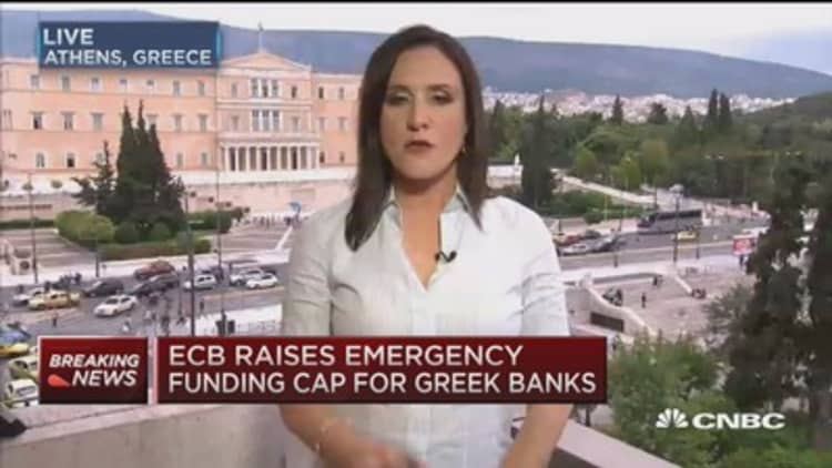 ECB raises emergency funding cap for Greek banks