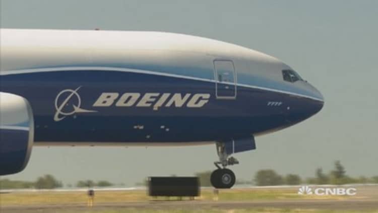 Boeing names Dennis Muilenburg new CEO