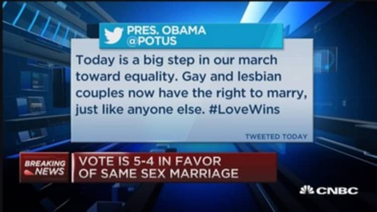 Hillary Clinton tweets about same-sex marriage ruling
