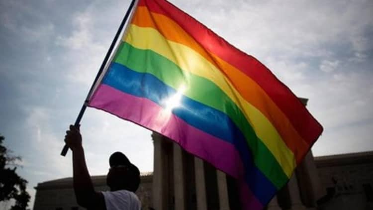 Supreme Court: States must allow same-sex marriage