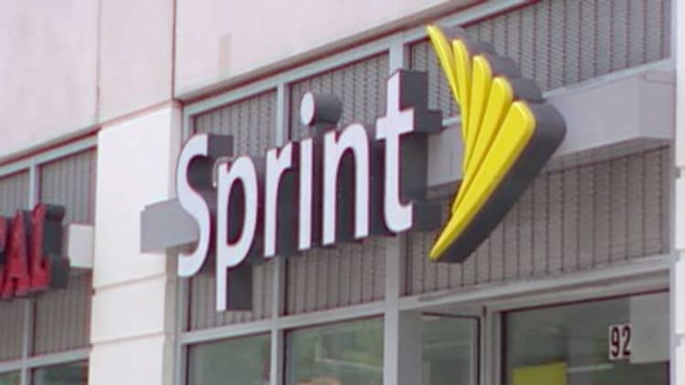 Sprint hikes price for 'simplified' plan