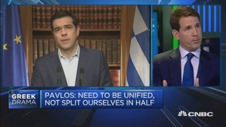 Greeks need to work as a unit: Crown Prince Pavlos