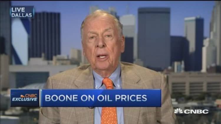 Pickens: Oil headed to $70