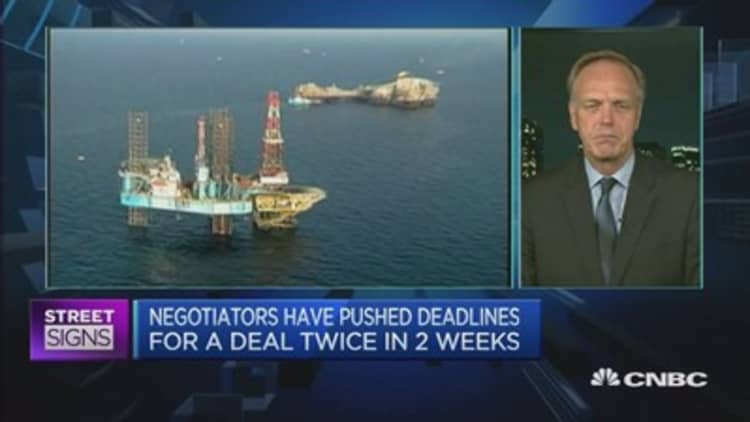 Oil traders await outcome of Iran nuclear talks