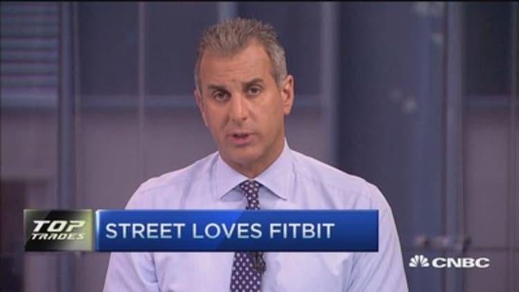 Street loves Fitbit