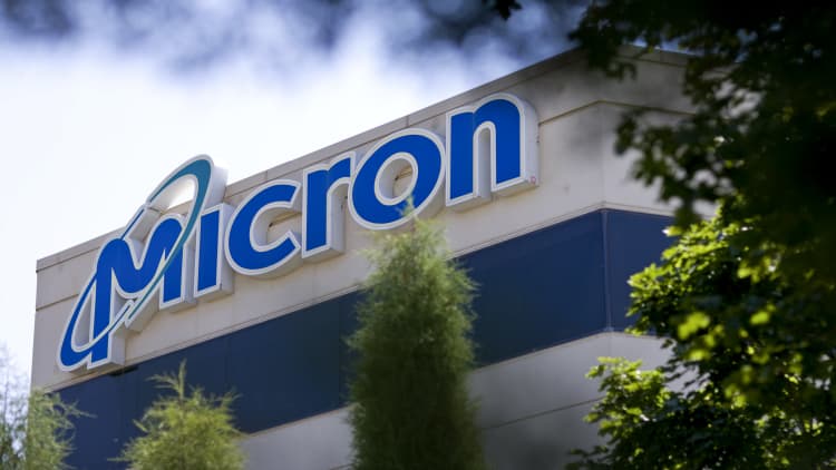Micron beats on top and bottom line