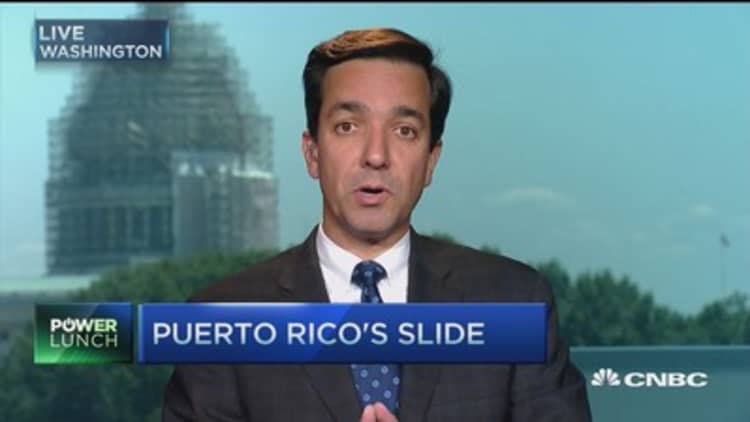 Puerto Rico nears default