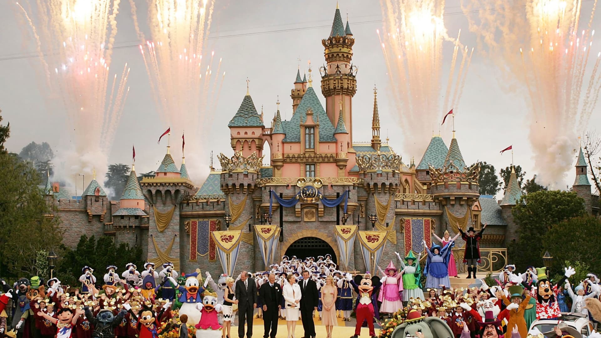 This is how much Disneyland cost when it opened