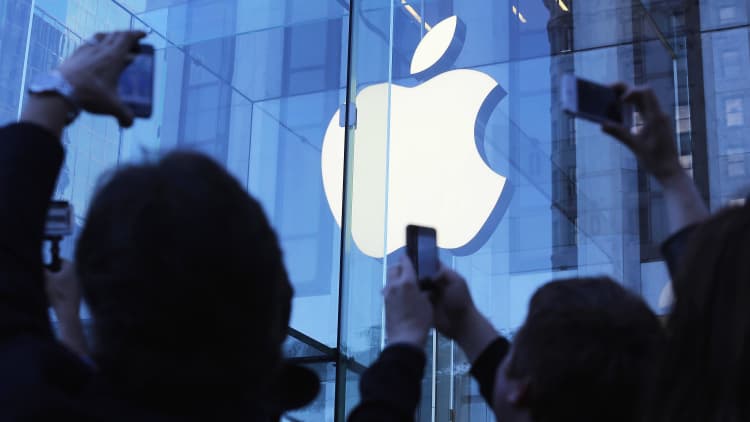 Don't worry about Apple's stock drop: Analyst