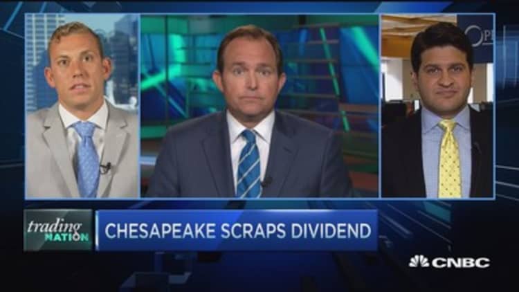 Trading Nation: Chesapeake scraps dividend 