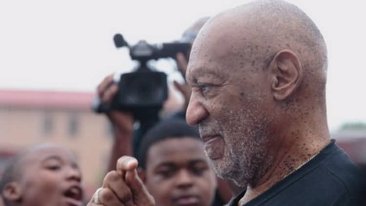 Cosby-accusers cover story takes down website
