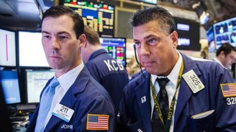 Wall Street seeks positive finish to July