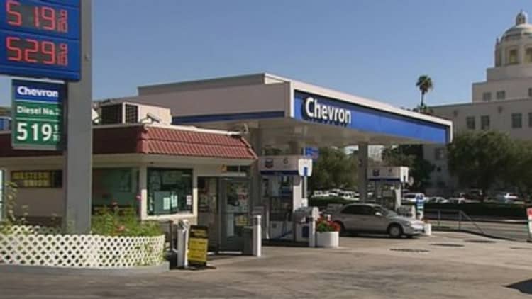 Chevron earnings plummet